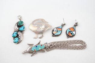 A collection of silver Native American made jewellery (34g)