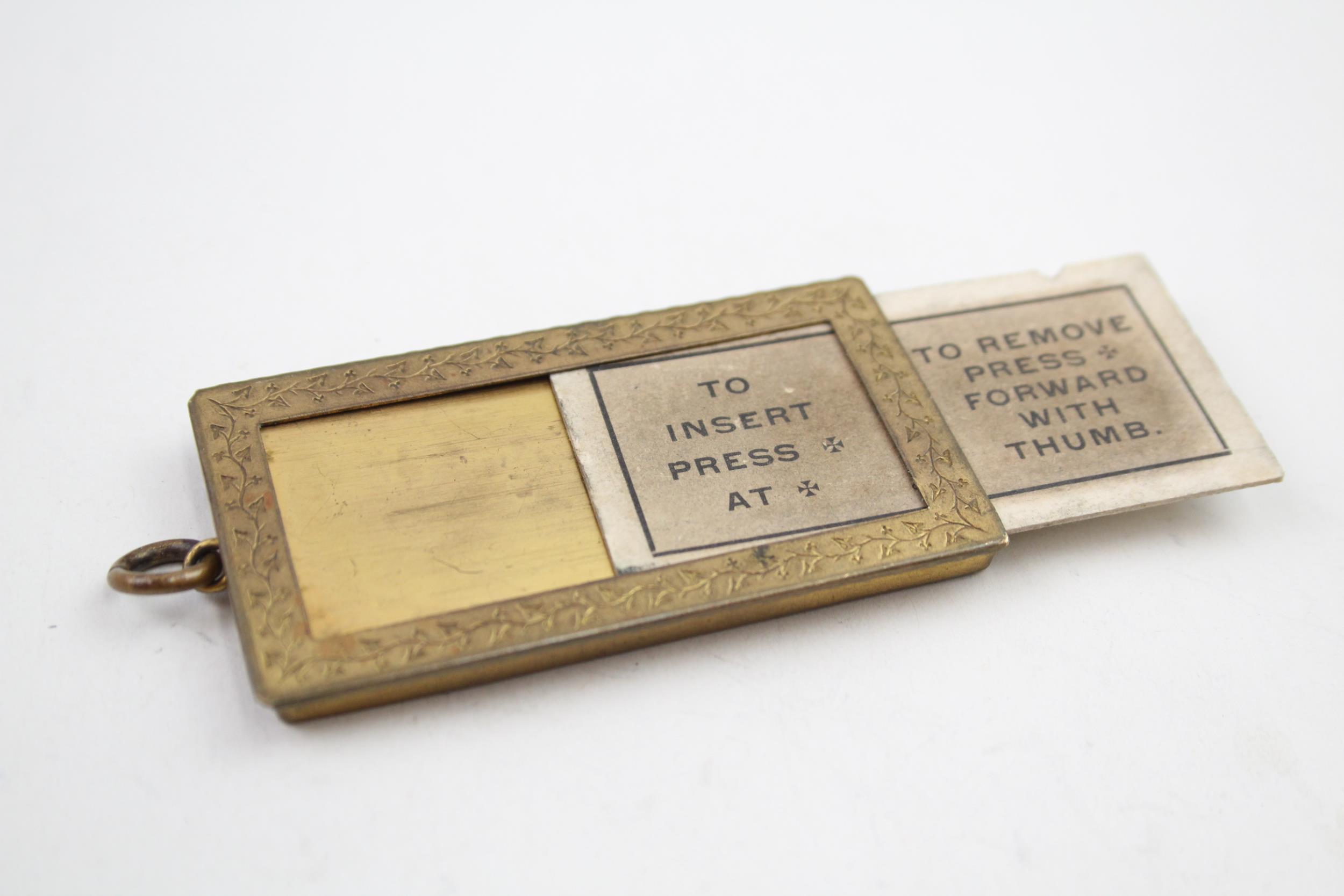 Antique Victorian CHAPLIN'S Patent Pocket Train Ticket Holder / Accessory - Height - 6.2cm In - Image 5 of 5