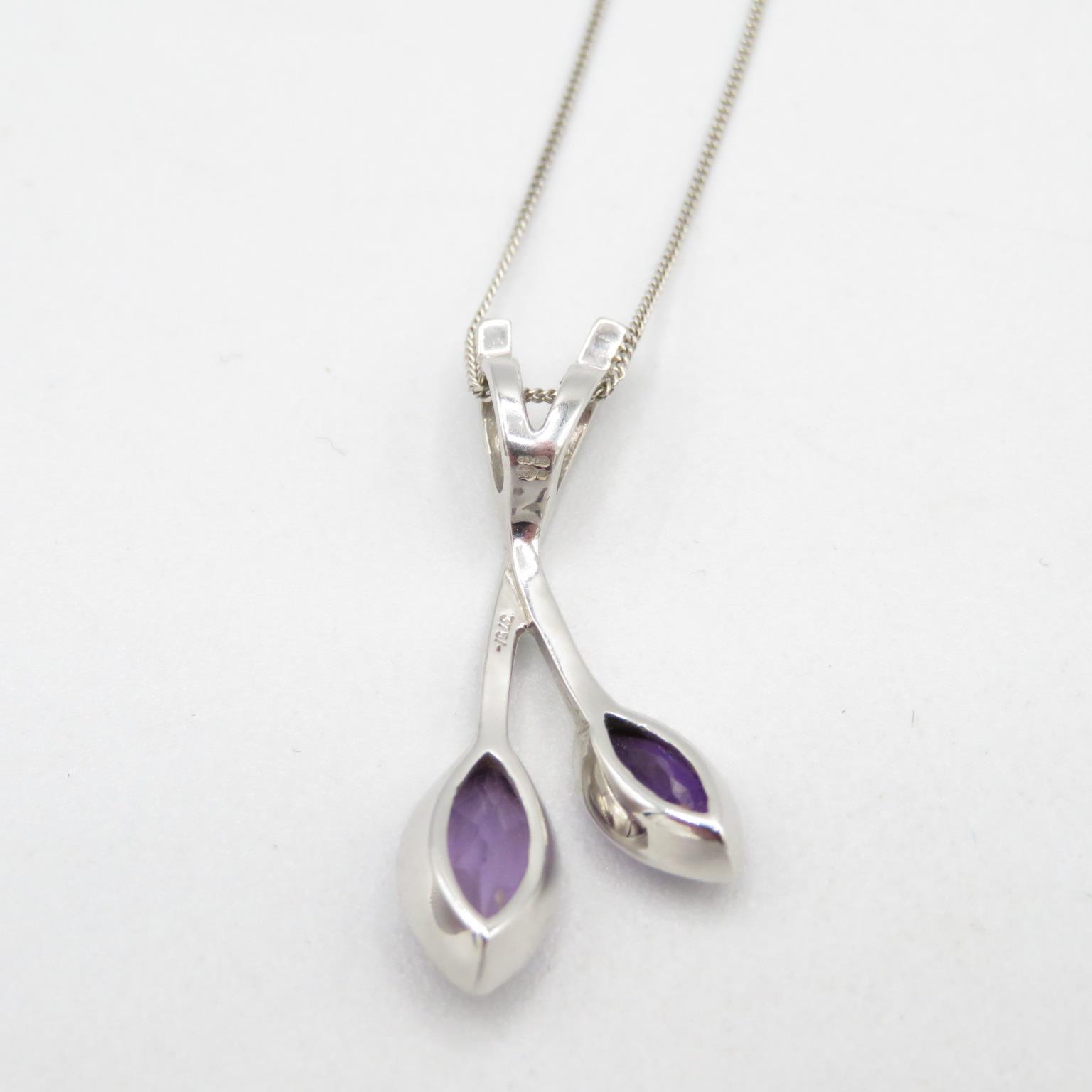 9ct white gold and amethyst pear drop pendant and chain - pendant measures 30mm long 3.6g - Bild 4 aus 5