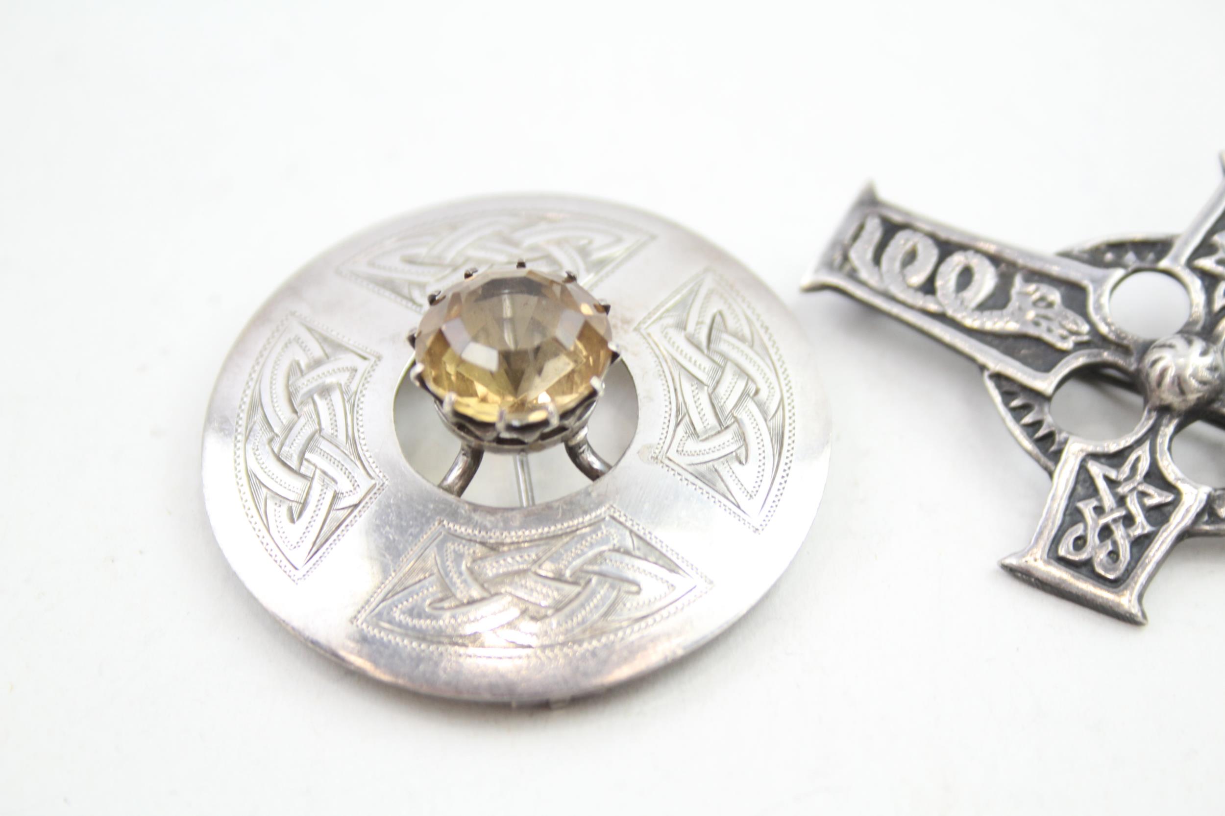 Four Scottish silver brooches including a luckenbooth (32g) - Image 2 of 5