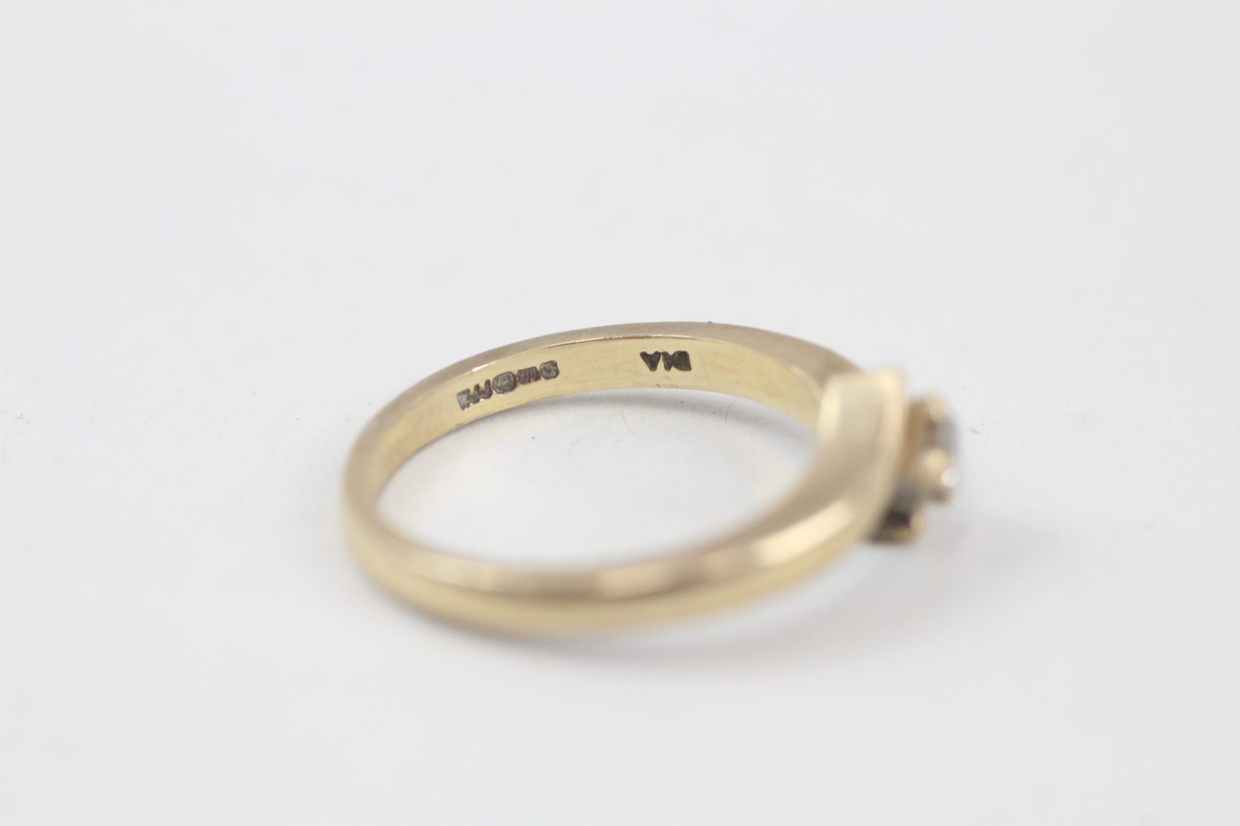 9ct gold circular cut diamond single stone ring Size M - 2.6 g - Image 6 of 7