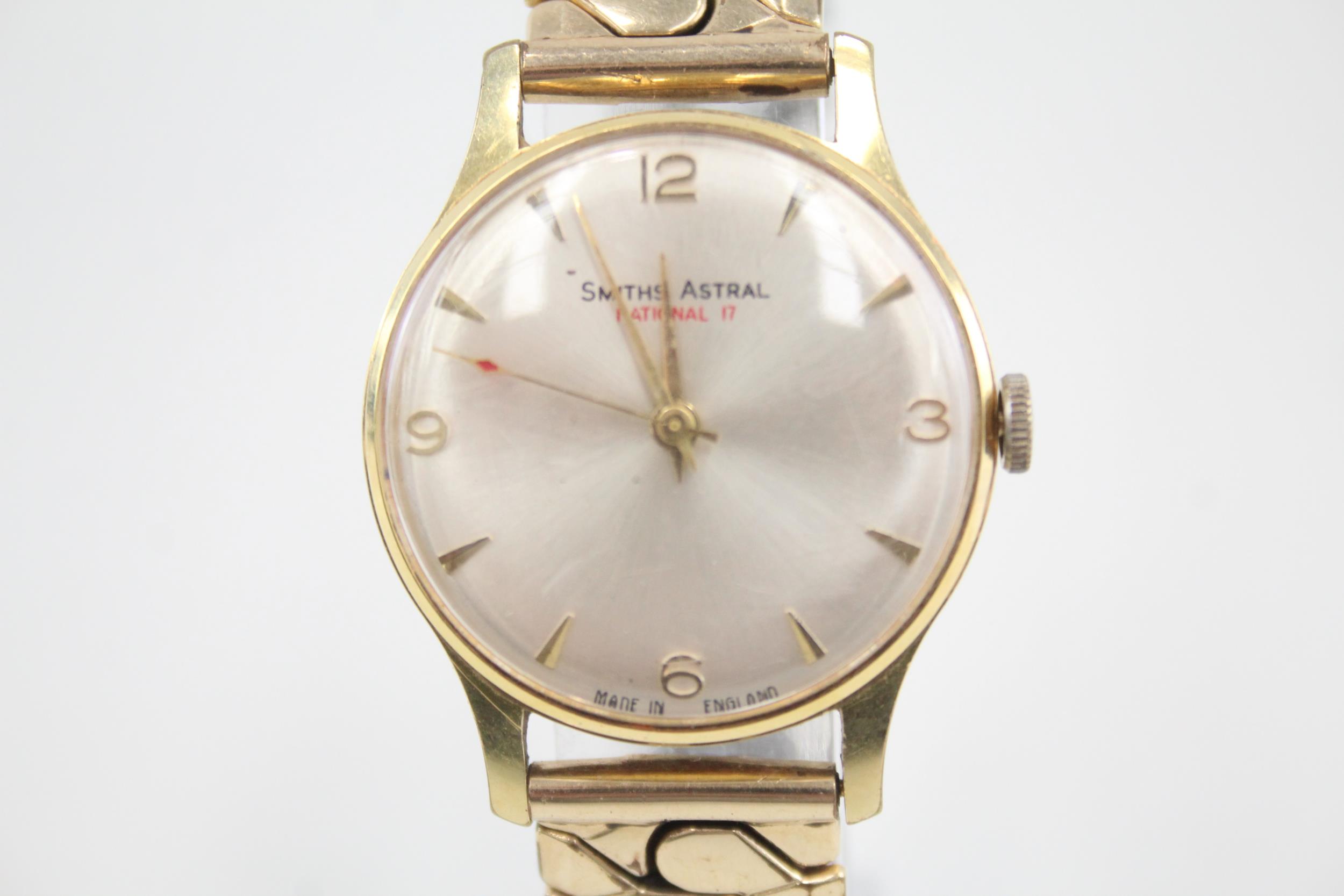 Smiths Astral National 17 Gold Tone WRISTWATCH Hand-Wind WORKING - Smiths Astral National 17 Gold - Image 2 of 4