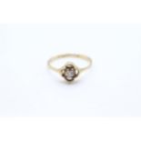 9ct gold diamond open work ring Size I - 1 g