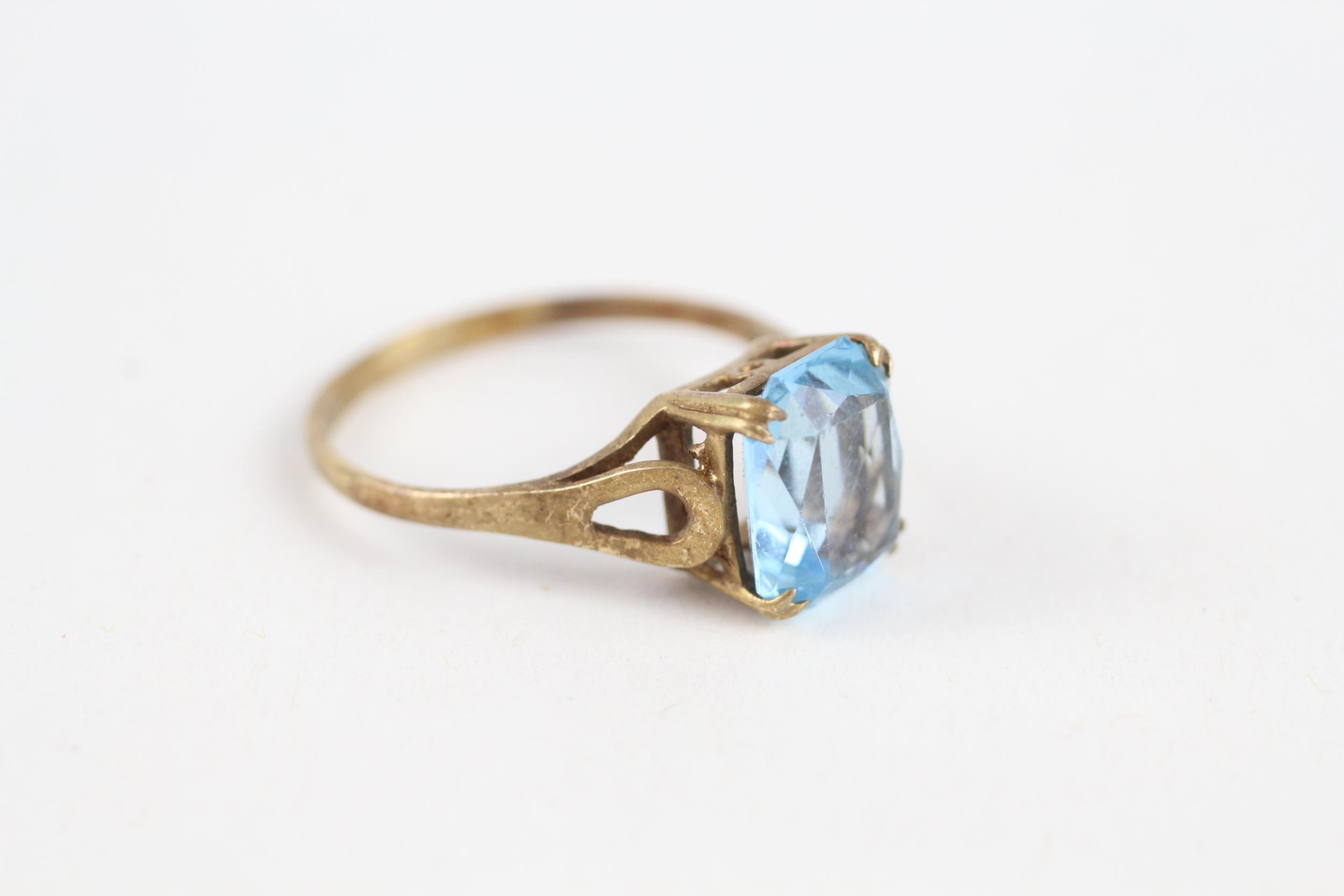 9ct gold vintage blue paste dress ring Size P - 2.2 g - Image 2 of 4