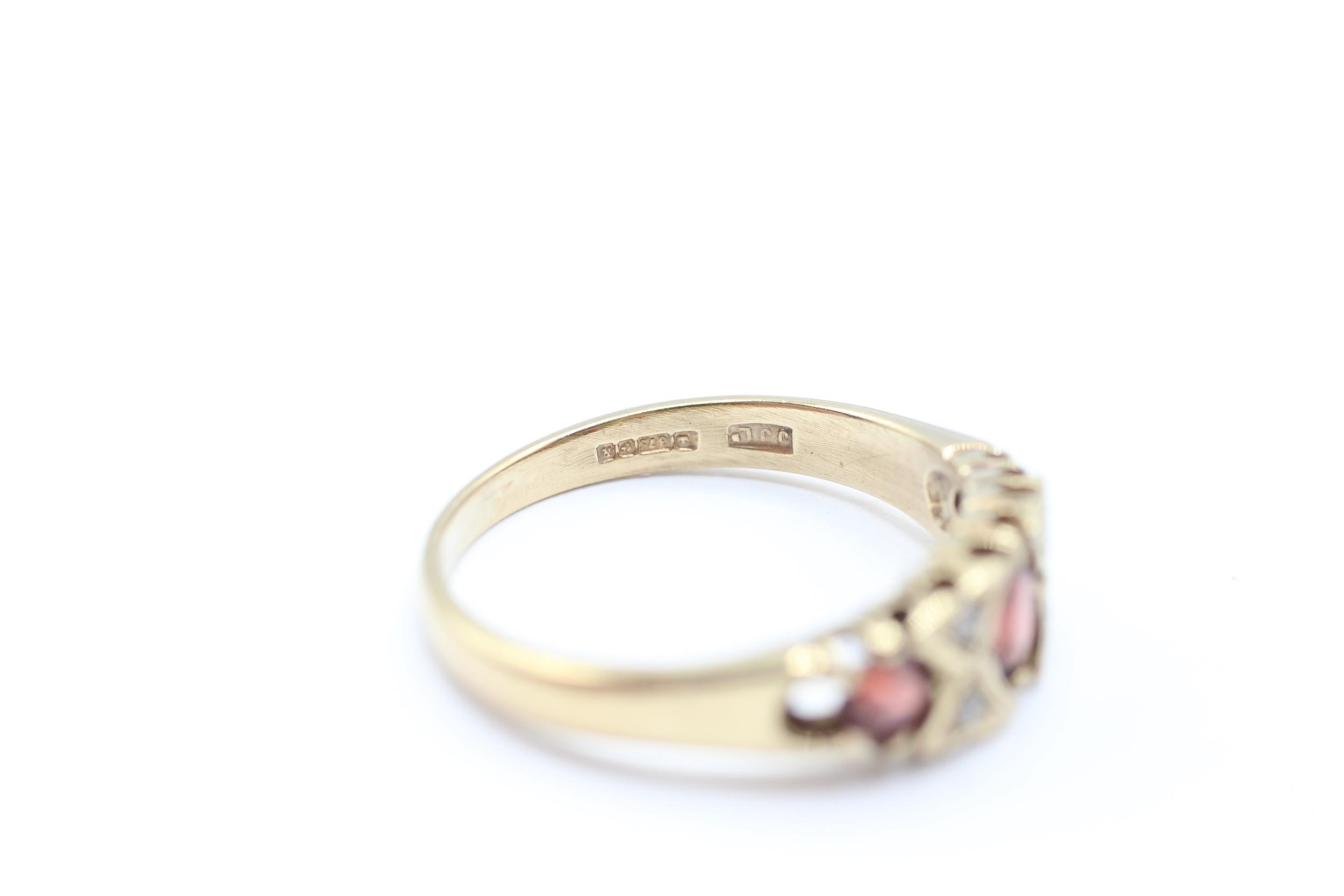9ct gold vintage garnet & white gemstone dress ring Size Q 1/2 - 3 g - Bild 3 aus 5