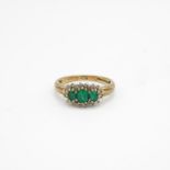 9ct gold vintage emerald & diamond three stone ring, claw set (3.3g) Size Q