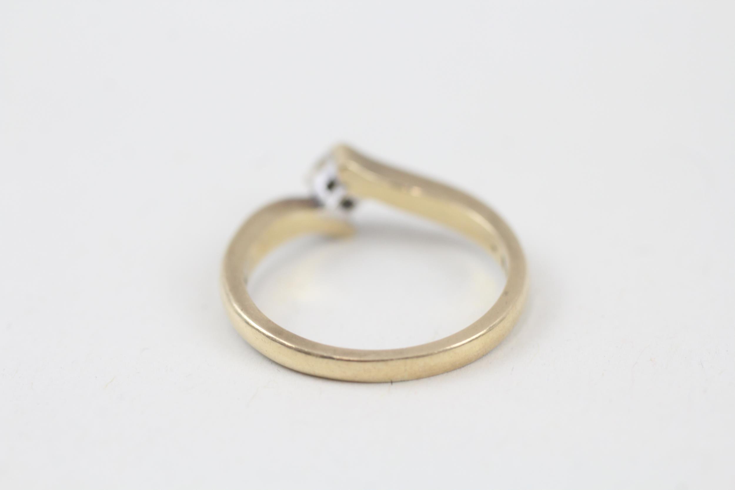 9ct gold circular cut diamond single stone ring Size M - 2.6 g - Image 5 of 7