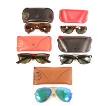 5x sets of original Ray Bans -