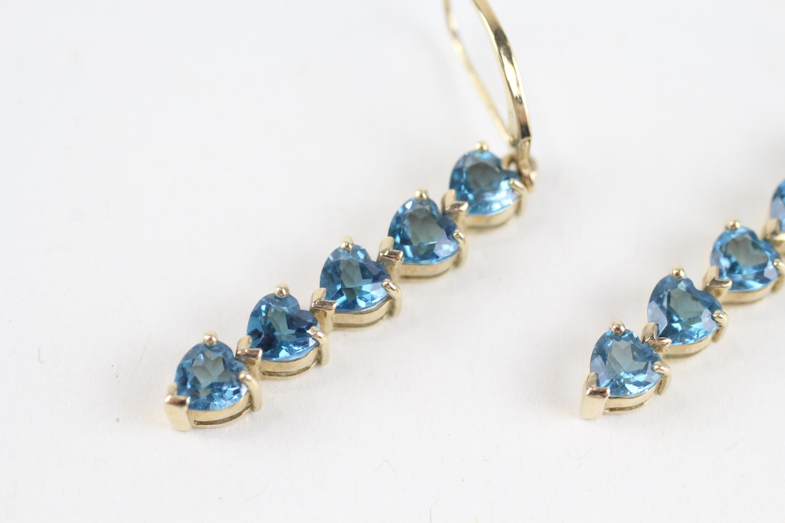 9ct gold heart shaped cut blue topaz drop earrings with lever backs - 5.1 g - Image 2 of 4