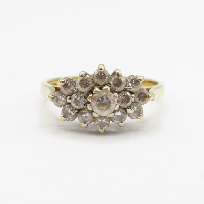 HM 9ct gold ring with white CZ stones (2.8g) Size L 1/2 - Image 2 of 5