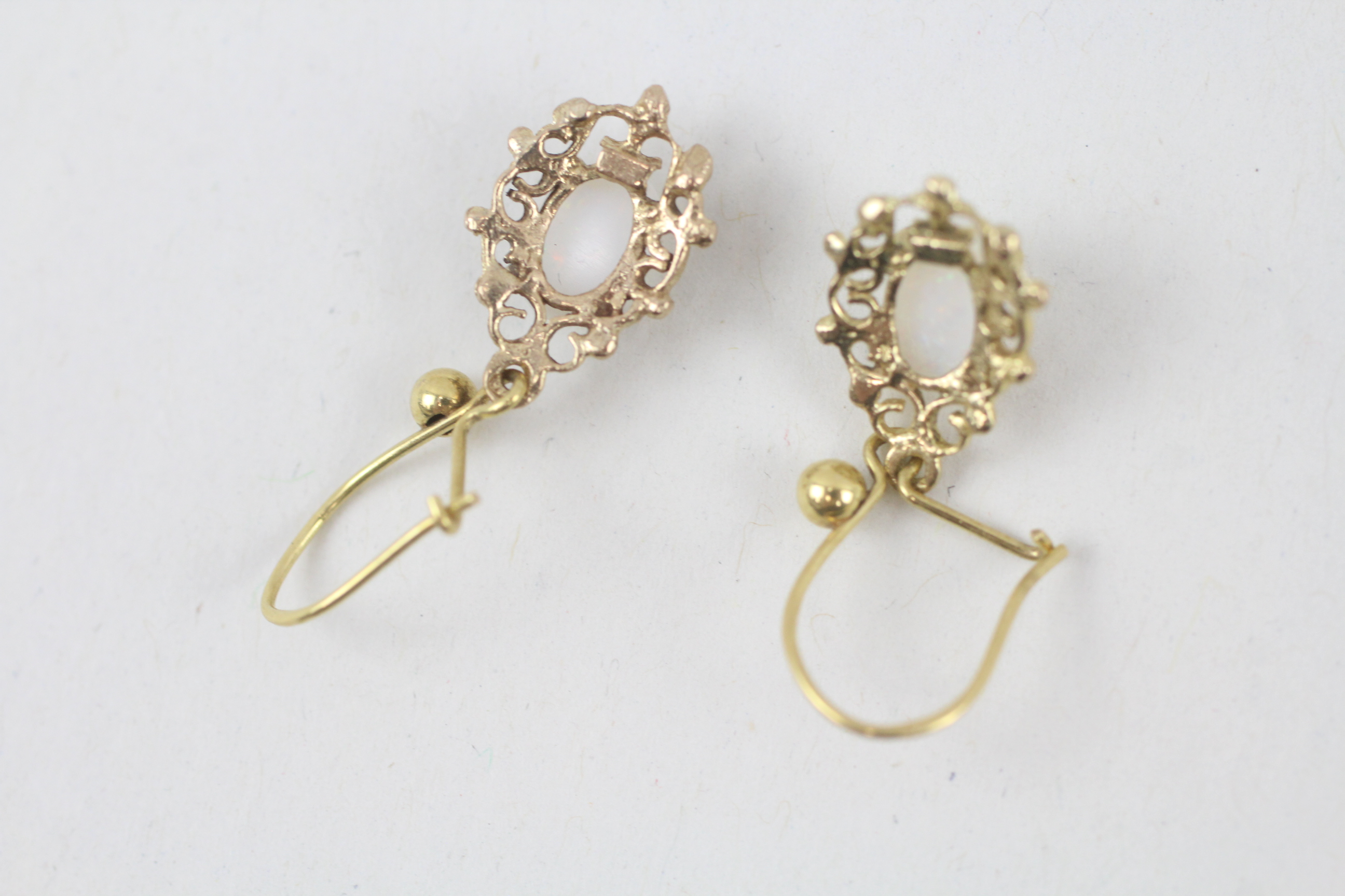 9ct gold opal single stone dangle earrings - 1.4 g - Image 6 of 6