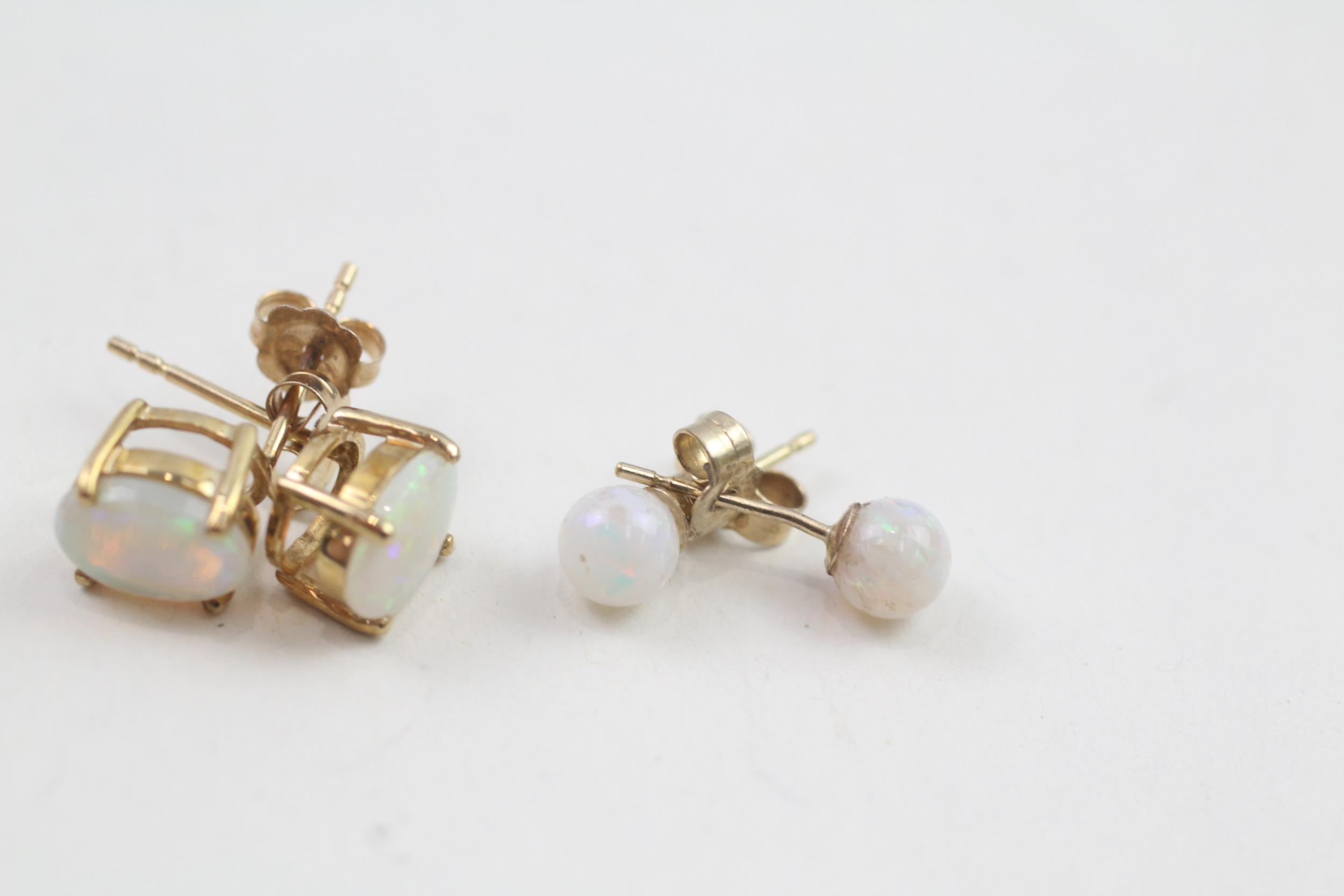 3 x 9ct gold opal earrings (3.6g) - Image 4 of 4