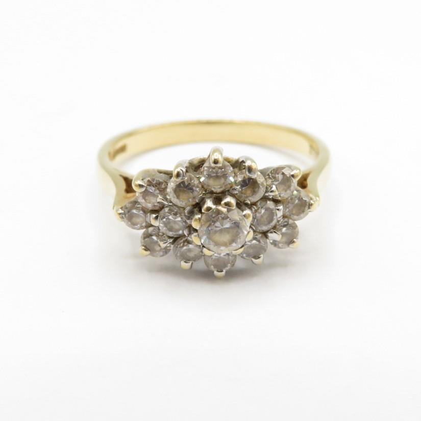 HM 9ct gold ring with white CZ stones (2.8g) Size L 1/2