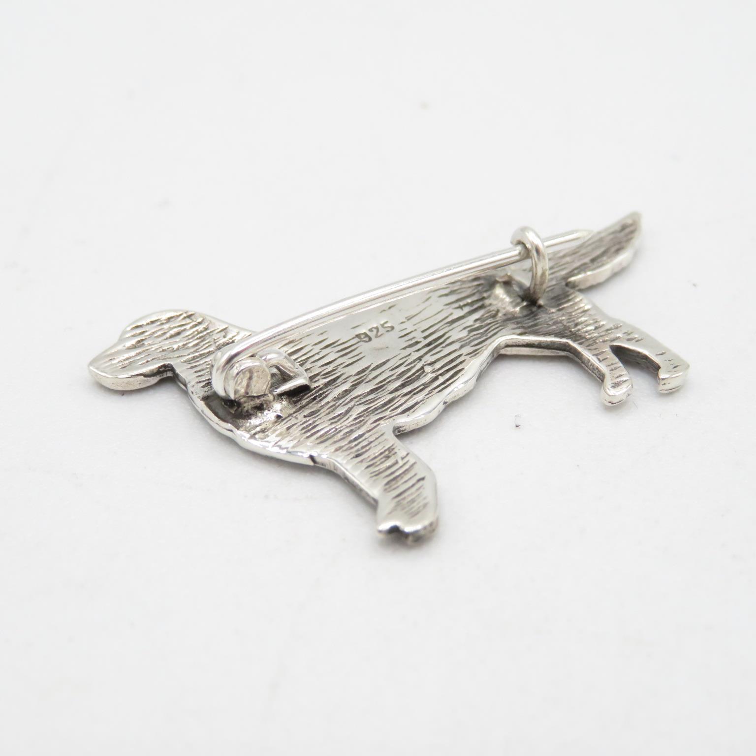 HM 925 Sterling Silver Labrador Retriever badge in excellent condition with great detail (4.4g) 40mm - Image 3 of 3