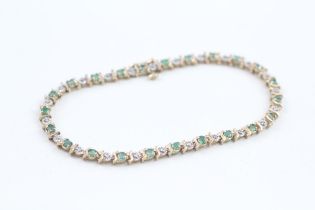 9ct gold emerald & diamond bracelet (6.8g)