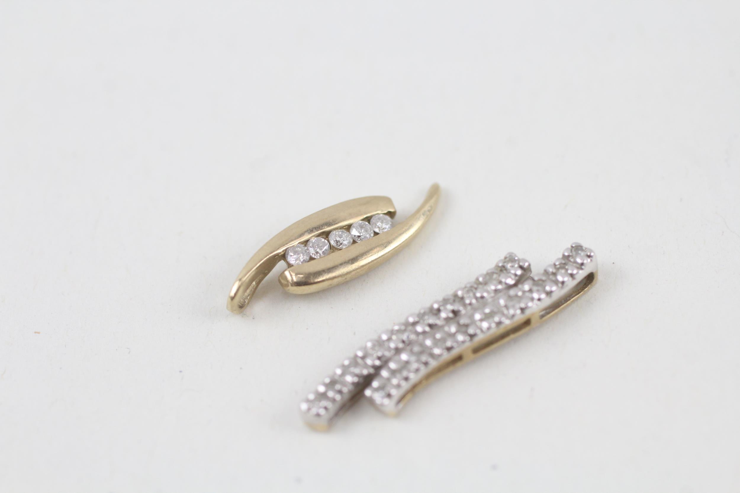 2x 9ct gold diamond drop pendants - 1.7 g - Image 4 of 6