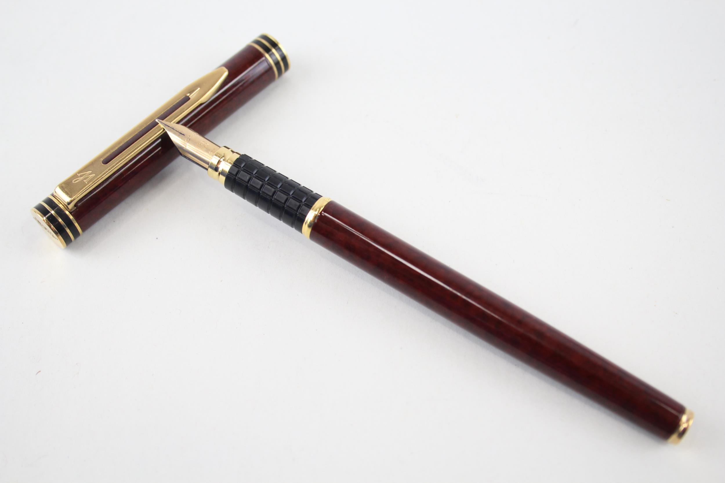 Vintage WATERMAN Exclusive Fountain Pen Burgundy Lacquer 18ct Nib WRITING - Dip Tested & WRITING