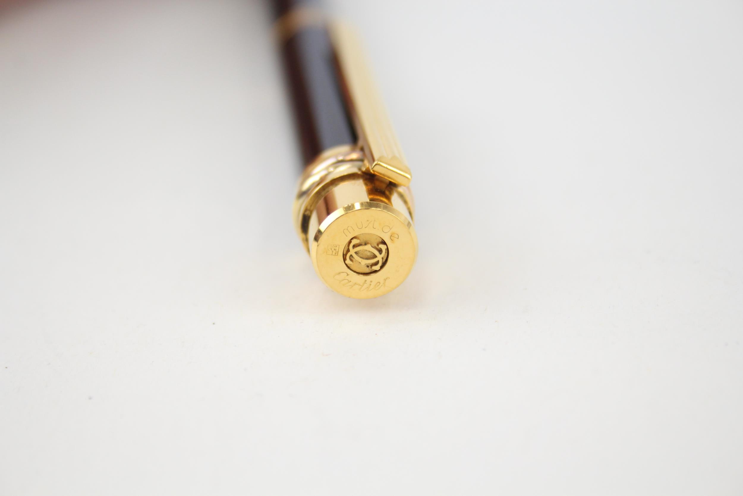 Must De CARTIER Black Lacquer & Gold Plated Fountain Pen w/ 18ct Nib WRITING - Dip Tested & - Bild 5 aus 5