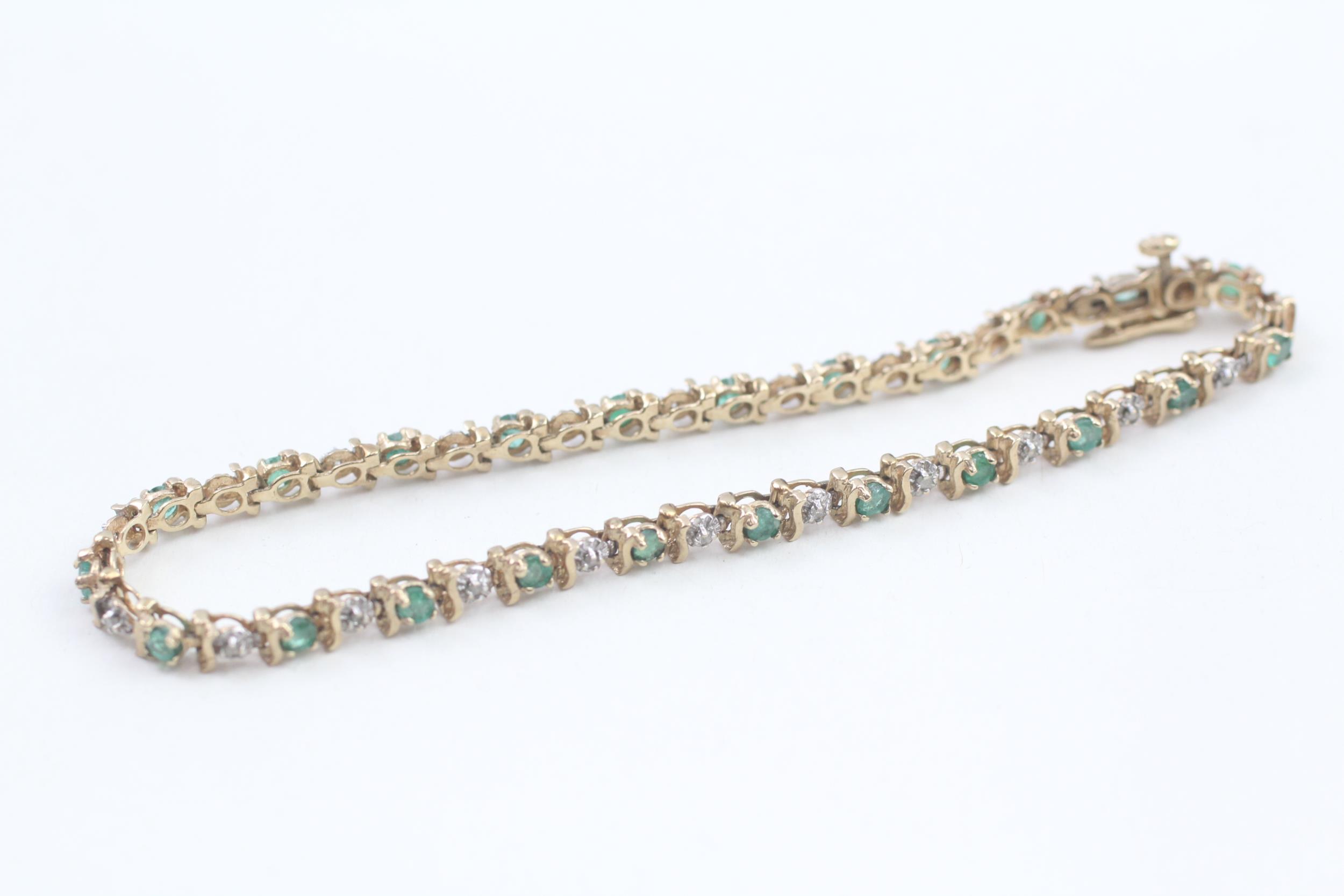 9ct gold emerald & diamond bracelet (6.8g) - Image 4 of 4