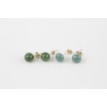 2x 9ct gold nephrite & jade stud earrings with scroll backs - 3.7 g