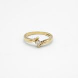 9ct gold circular cut diamond single stone ring Size M - 2.6 g