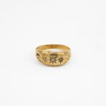 18ct gold antique star set diamond ring, hallmarked: Chester 1900 - MISHAPEN - AS SEEN Size M - 1.