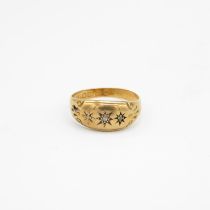 18ct gold antique star set diamond ring, hallmarked: Chester 1900 - MISHAPEN - AS SEEN Size M - 1.