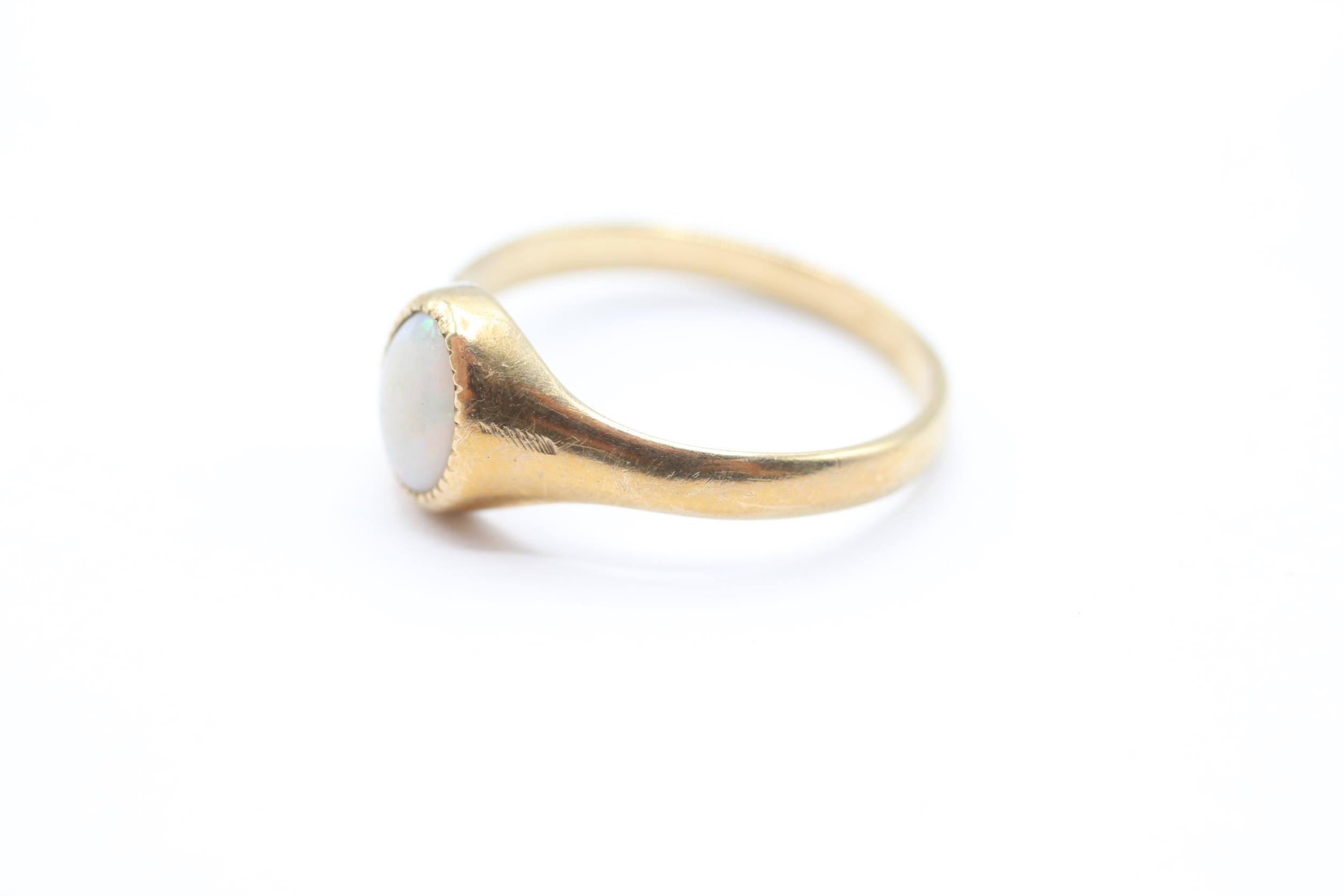 9ct gold opal single stone ring Size P - 2.1 g - Image 4 of 4