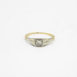 18ct gold & platinum diamond solitaire ring, circa 1930's Size K - 1.6 g