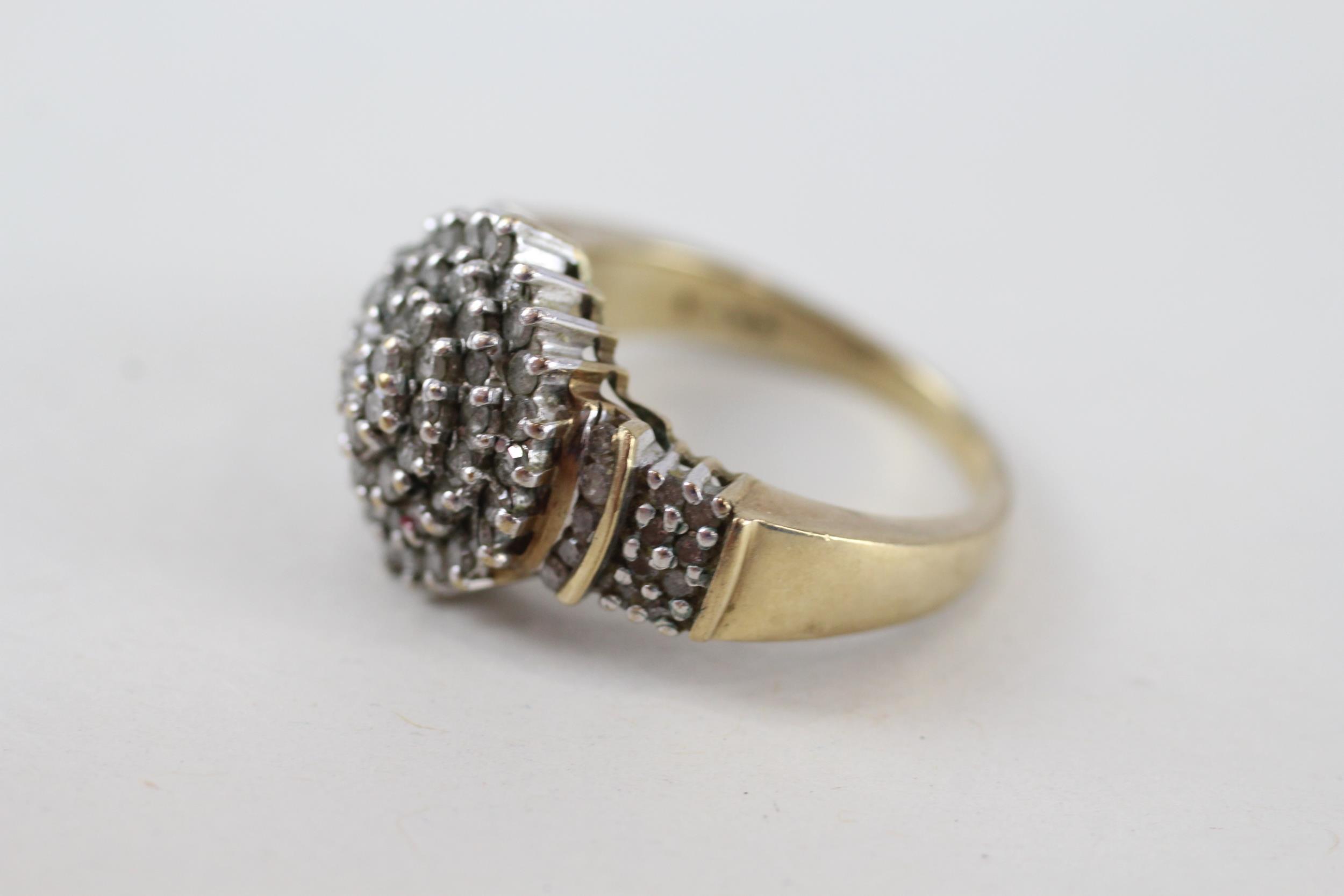 9ct gold diamond cluster ring (5.8g) Size N - Bild 4 aus 5