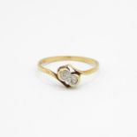 18ct gold platinum topped Art Deco diamond set bypass ring Size Q - 1.7 g
