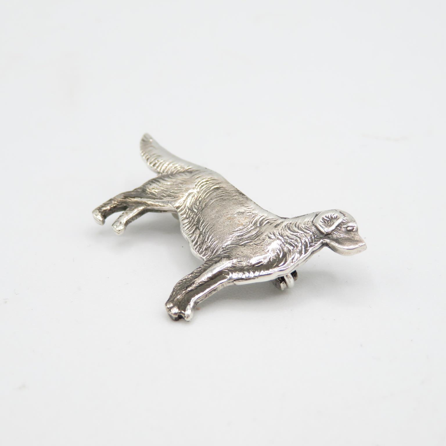 HM 925 Sterling Silver Labrador Retriever badge in excellent condition with great detail (4.4g) 40mm - Image 2 of 3