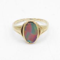 14ct gold rainbow ammolite doublet single stone ring - as seen Size N 1/5 - 3.2 g
