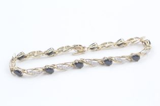 9ct gold oval cut sapphire & diamond bracelet (7.5g)