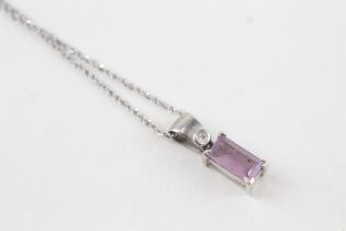 9ct gold amethyst & white gemstone pendant necklace (3g)