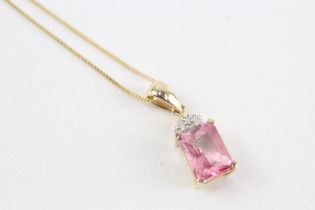 14ct gold enhanced pink topaz & diamond pendant necklace (2.4g)