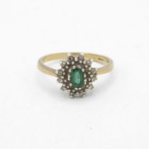 9ct gold 1980's emerald & diamond cluster ring, claw set (2.3g) Size O