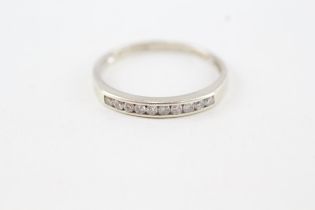 9ct gold diamond half eternity ring, channel set (1.4g) Size Q