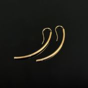 Design Ohrringe, 585/14K Gelbgold (punziert), 1,14g, gemarkt Milor Italien, leicht gebogene stabför