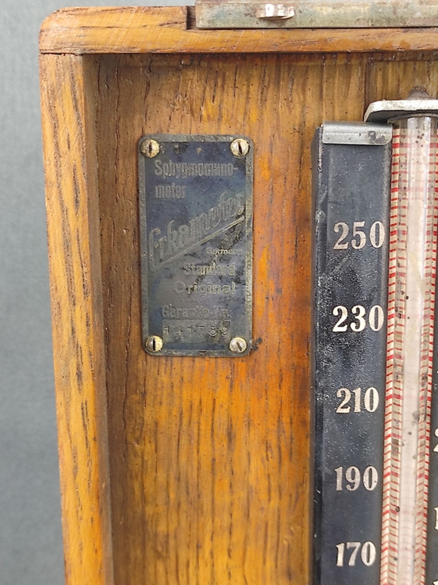 Historical blood pressure monitor/sphygmomanometer, Erkameter, brand Erka, Germany, ca. 1930s/40s,  - Image 2 of 2