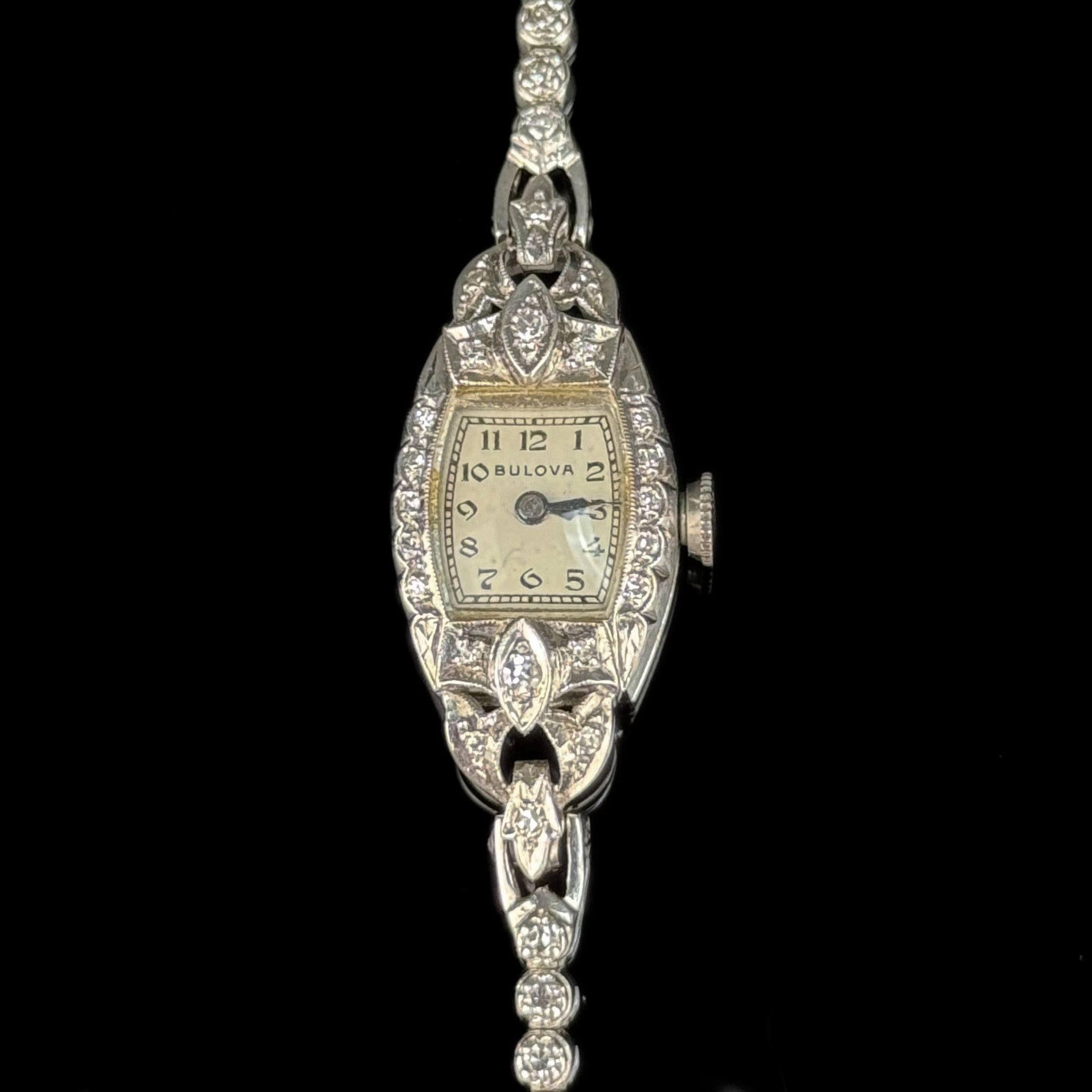 Exclusive diamond ladies' watch, Bulova, 585/14K white gold (hallmarked), total weight 16.49g, set - Image 2 of 3