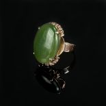 Ring, 416/10K red gold (tested and illegibly hallmarked), total weight 8.7g, set with oval nephrite
