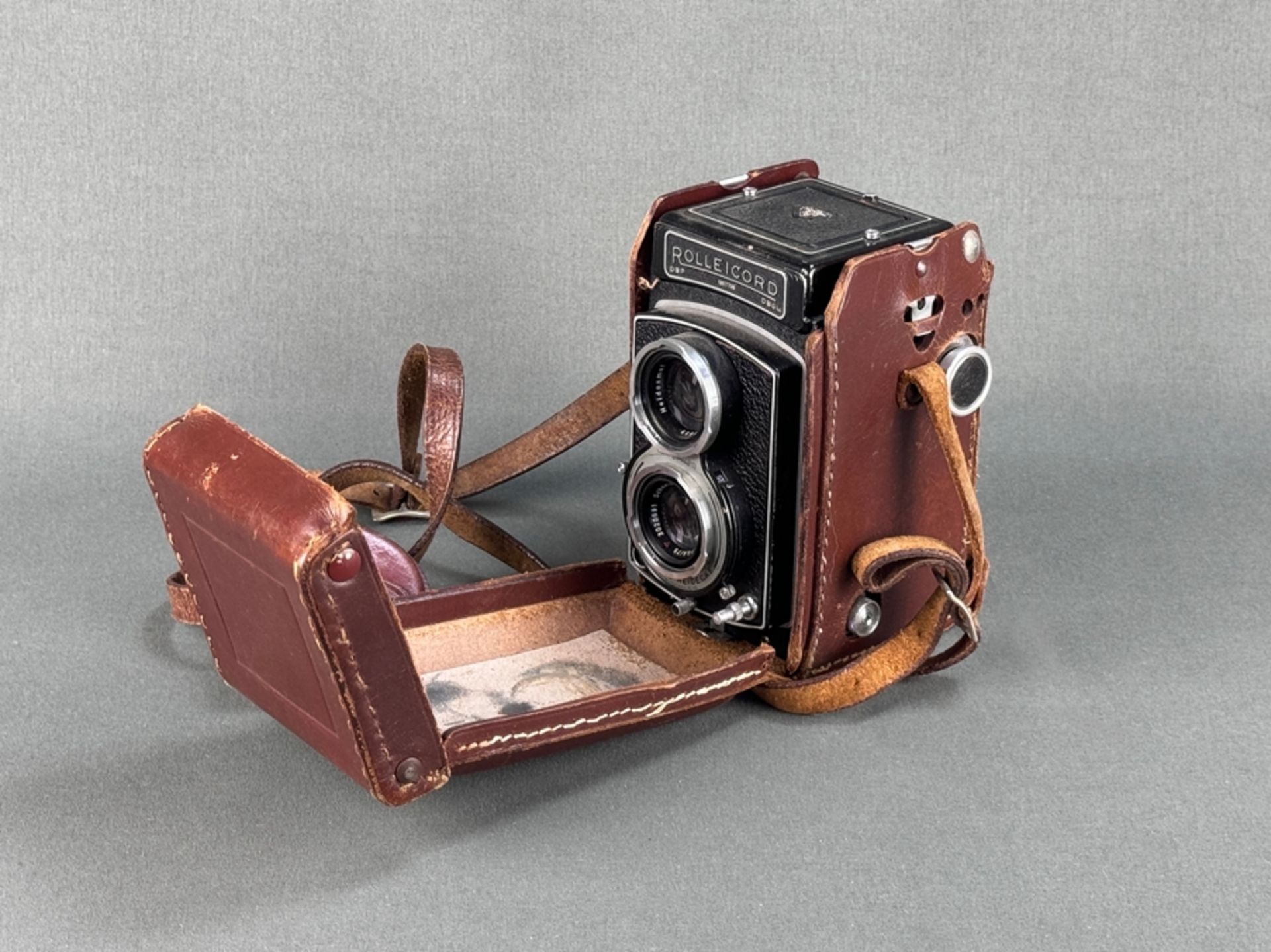 Two-lens roll film camera "Rolleicord", in original leather case, function not tested *1247/1350/00