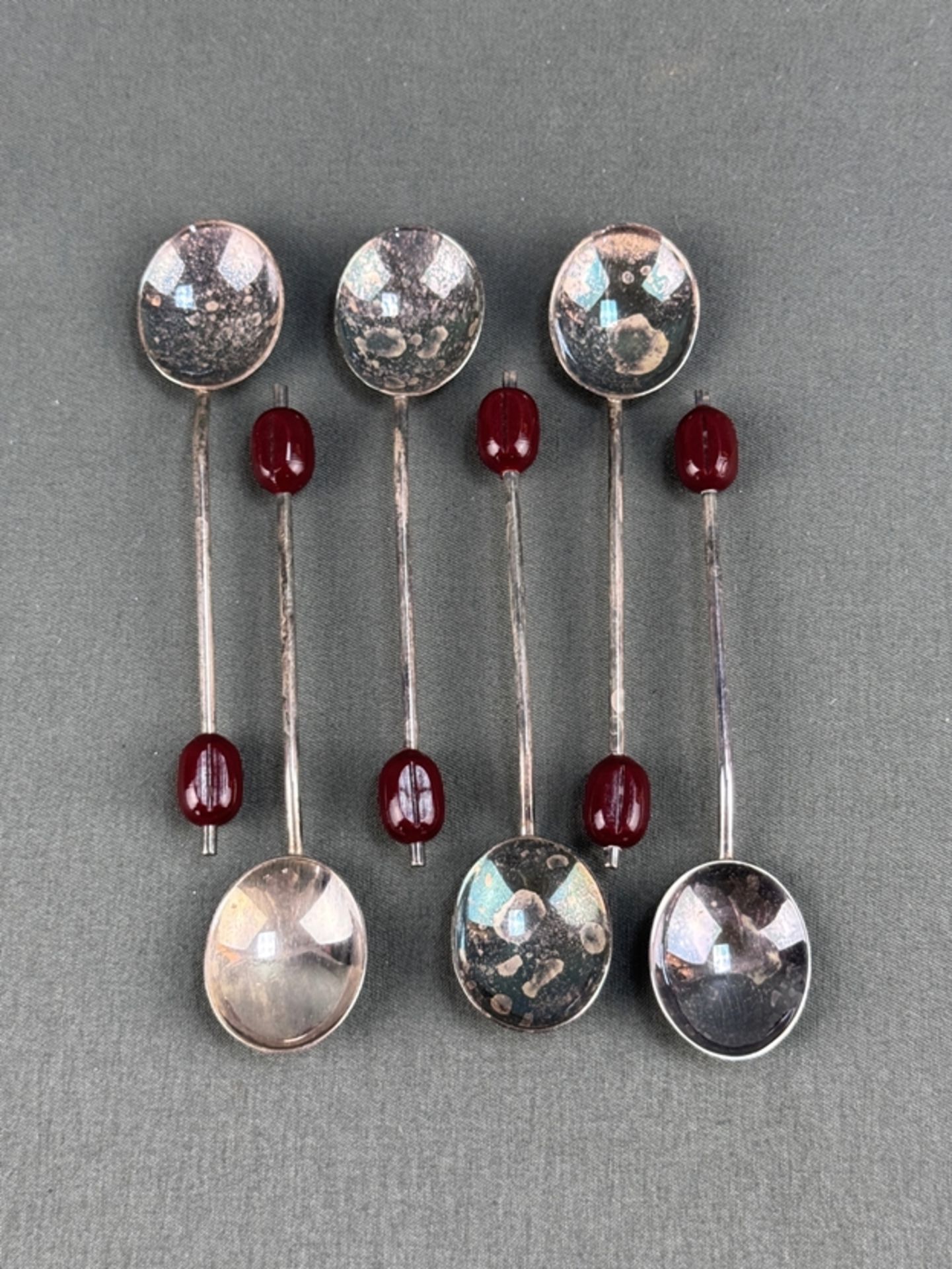 6 coffee spoons with coffee bean finials, England, Birmingham, 1963, sterling silver, 40g, length p - Image 2 of 3