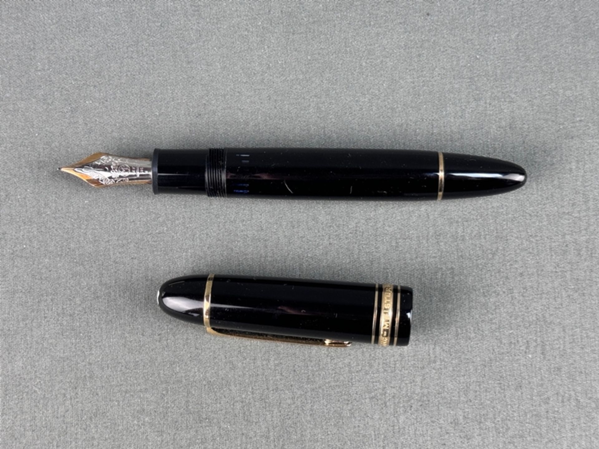 Montblanc fountain pen, Meisterstück No 149, 585/14K gold nib, barrel made of black precious resin - Image 2 of 3