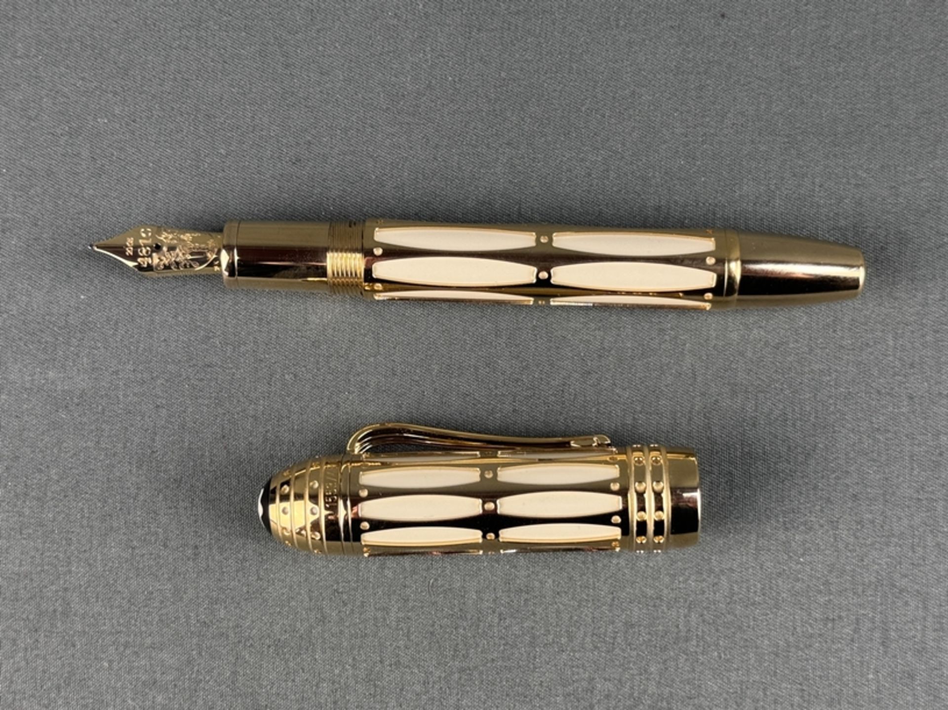 Montblanc fountain pen "Pope Julius II", limited edition 1553/4810, piston fountain pen with 750/18 - Image 2 of 5