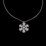 Snowflake pendant on necklace, 585/14K white gold (tested and hallmarked), total weight 3.23g, pend