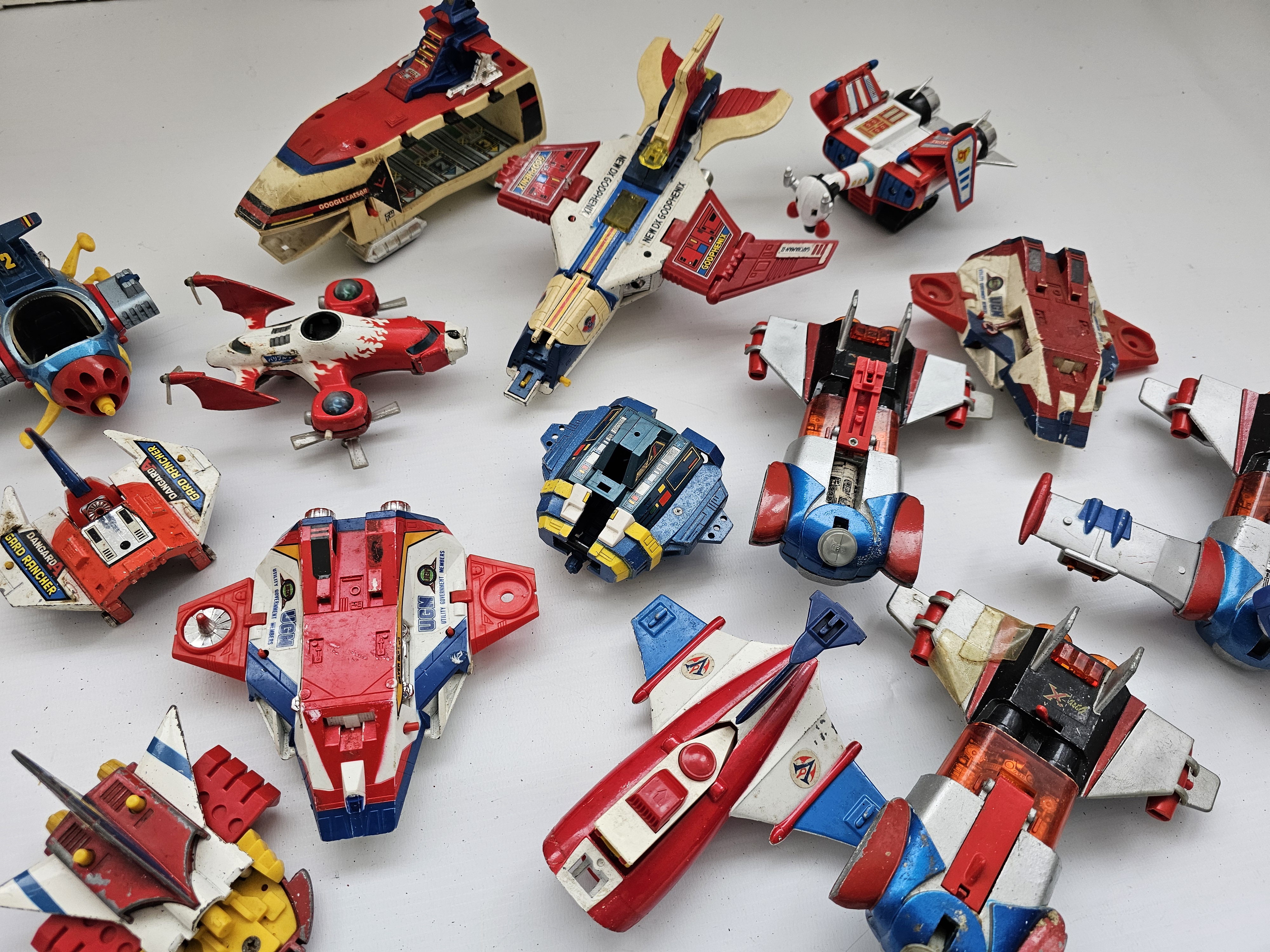 LARGE VINTAGE MIXED LOT CHOGOKIN TOY ROBOT POPY JAPAN 1980s VEHICLES GODAIKIN GATCHAMAN BOKAN - Image 2 of 2