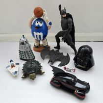 MODERN MIXED TOY LOT BATMAN M&MS ACTION FIGURE STATUE BATMOBILE DARTH VADER STAR WARS CORGI