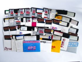 COMMODORE 64 C64 FLOPPY DISK LOT RETRO VINTAGE HOME PERSONAL COMPUTER GAME SOFTWARE BUNDLE B
